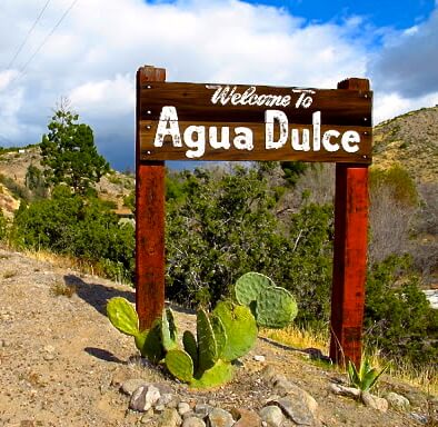 Agua Dulce sign Welcome to Agua Dulce sign in Agua Dulce, CA